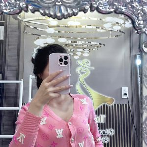 ÁO CARDIGAN LV HỒNG
