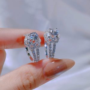 NHẪN HOA CỔ ĐIỂN